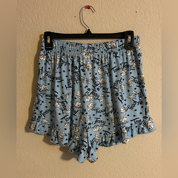 Rue21 Tom&Jerry Sleep Shorts - Picture 2 of 3